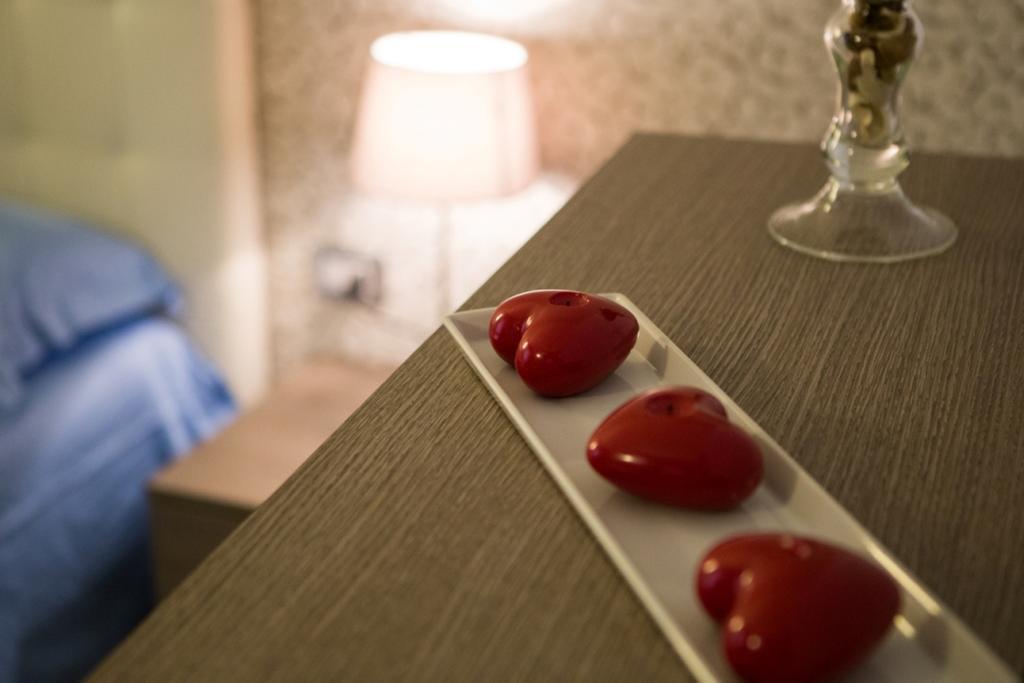 Mikale Rooms Rome Bagian luar foto
