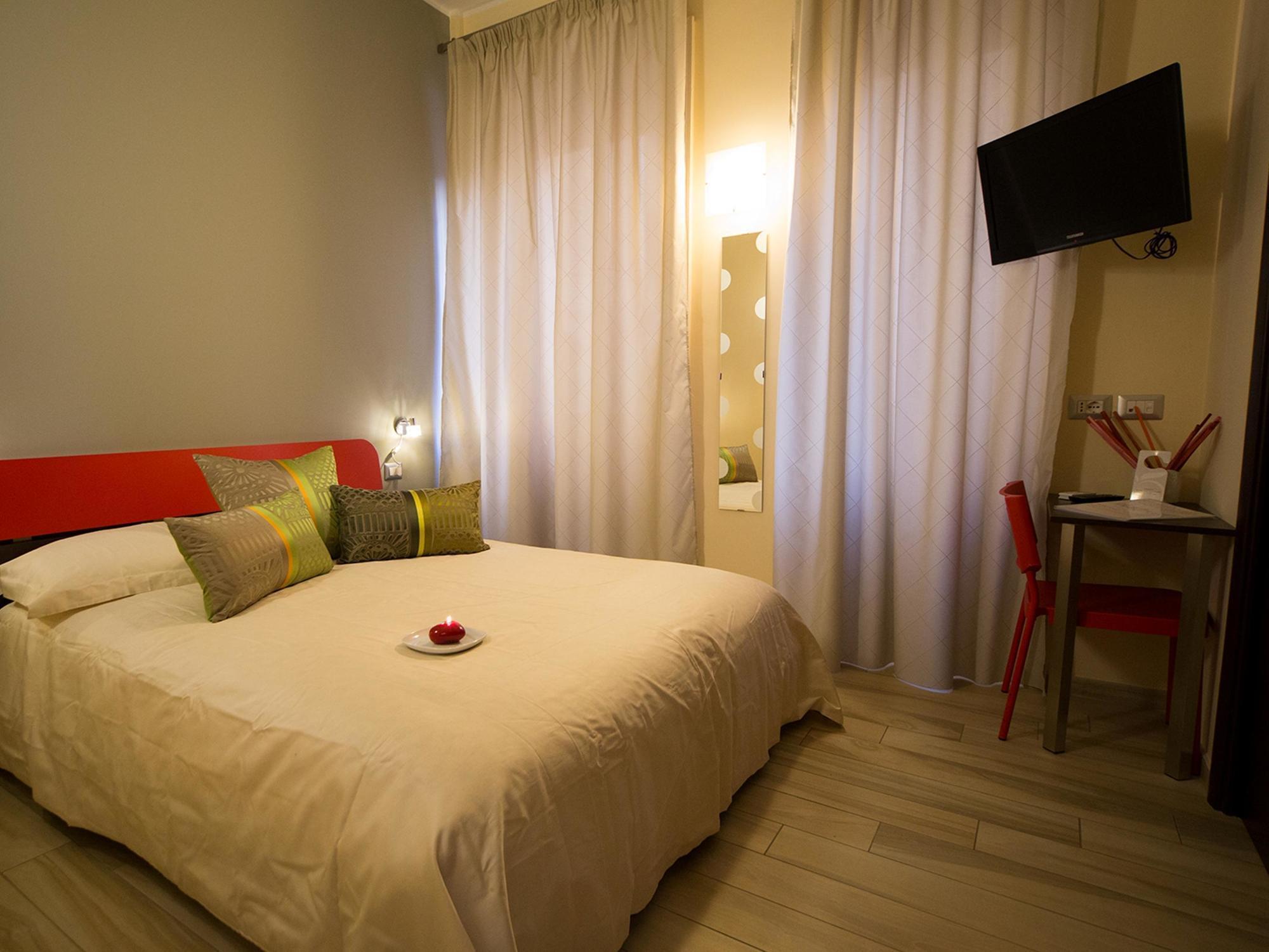 Mikale Rooms Rome Bagian luar foto