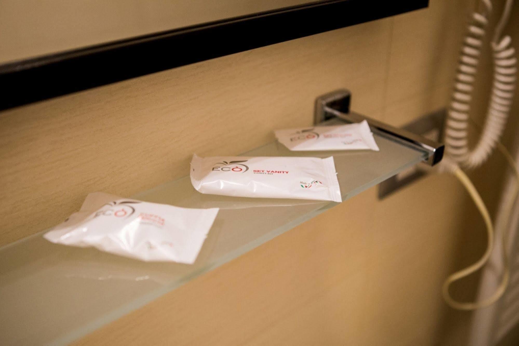 Mikale Rooms Rome Bagian luar foto
